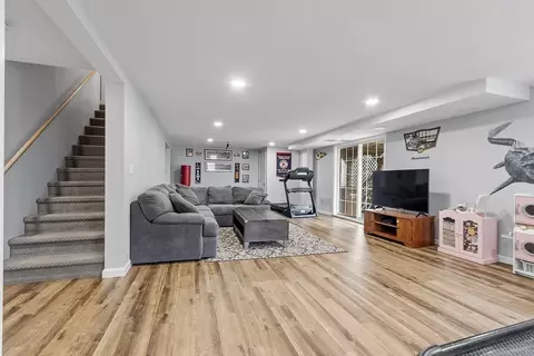 8 Exeter Rd, Hudson, MA 01749 photo 38