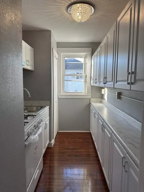 255 Montaup St, Fall River, MA 02724 photo 12