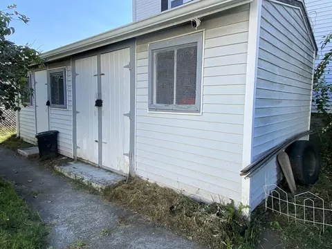 255 Montaup St, Fall River, MA 02724 photo 36