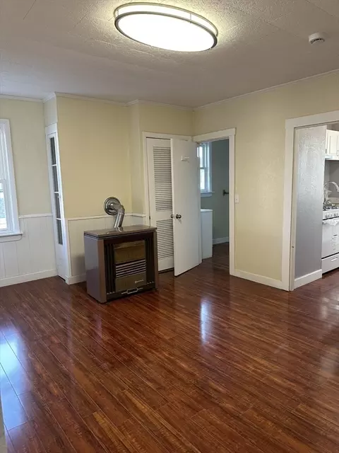 255 Montaup St, Fall River, MA 02724 photo 11