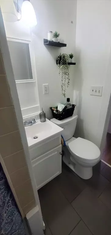 122 Middlesex St, Springfield, MA 01109 photo 29