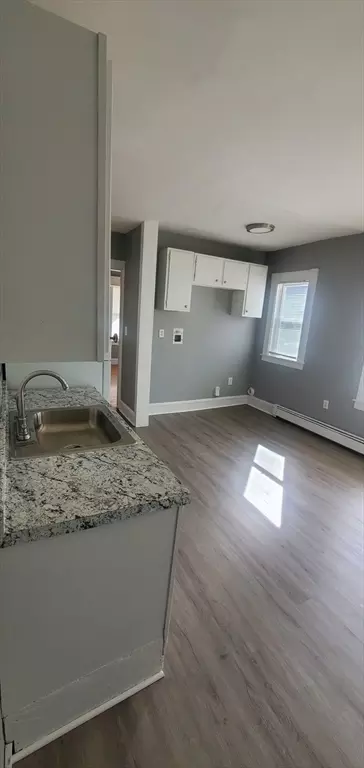 122 Middlesex St, Springfield, MA 01109 photo 10