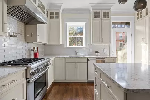 34 Dwight #2, Boston, MA 02118