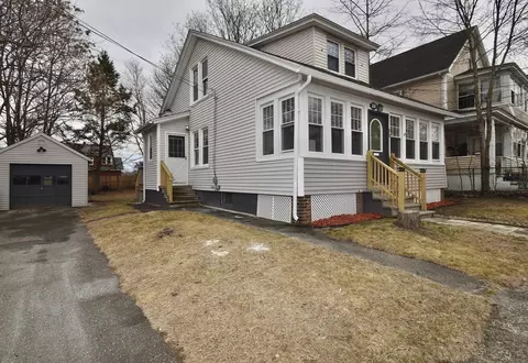 Exterior - 39 Algonquin St, Chicopee, MA 01013 photo 2 of 5