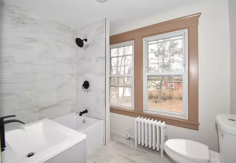 Bath - 39 Algonquin St, Chicopee, MA 01013 photo 2 of 3