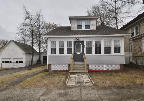 39 Algonquin St, Chicopee, MA 01013