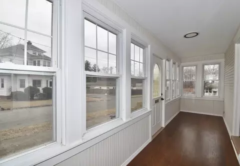Entry Way - 39 Algonquin St, Chicopee, MA 01013 photo 2 of 2
