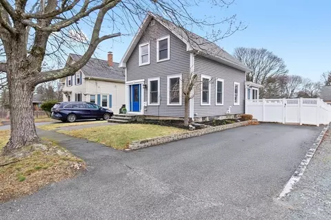 Exterior - 24 Chestnut St, Danvers, MA 01923 photo 4 of 4
