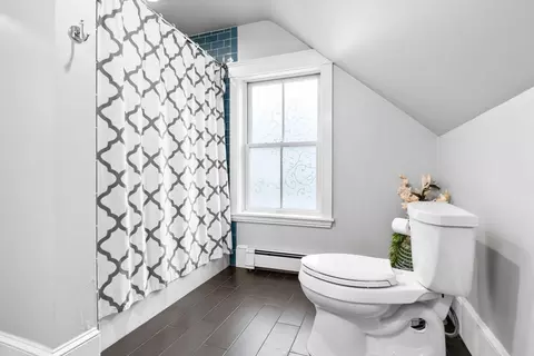 Bath - 24 Chestnut St, Danvers, MA 01923 photo 1 of 2