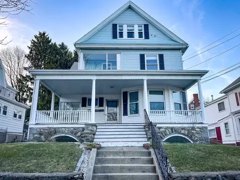 99 W Main St, Marlborough, MA 01752