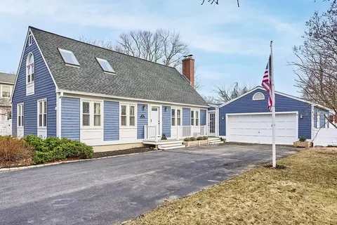 84 Pierce Farm Rd, Fitchburg, MA 01420