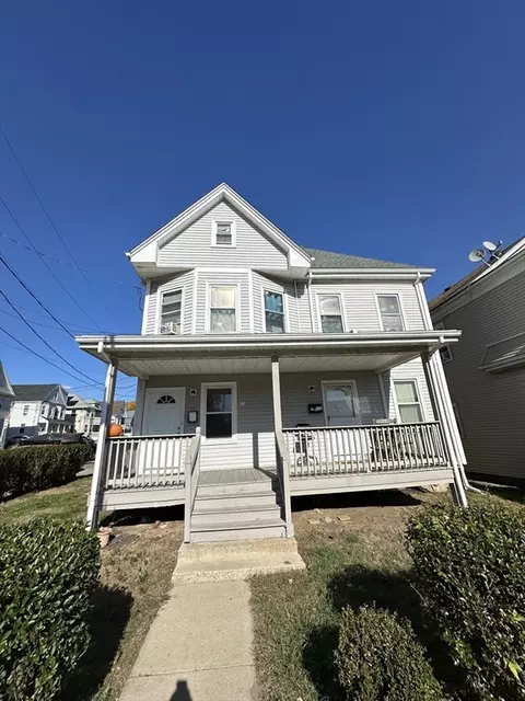 915 River St, Boston, MA 02136