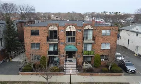 358 Broadway #22, Lynn, MA 01904