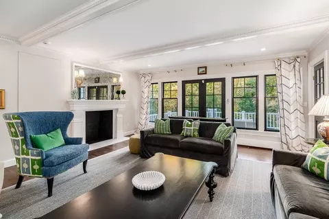Living - 4 Bridle Path Ln, Beverly, MA 01915 photo 3 of 4