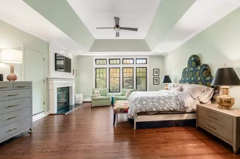 Bedroom - 4 Bridle Path Ln, Beverly, MA 01915 photo 4 of 4