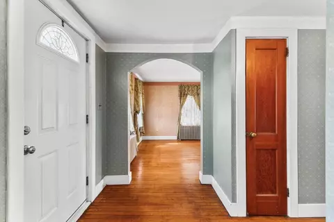 Entry Way - 987 Wilson Rd, Fall River, MA 02720 photo 1 of 4