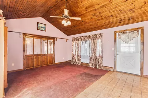 Living - 987 Wilson Rd, Fall River, MA 02720 photo 1 of 7