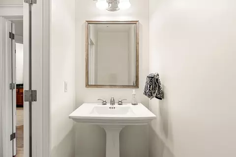 100 Kirkbride Dr #229, Danvers, MA 01923 photo 21