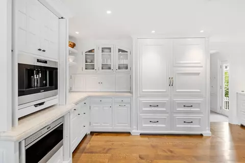 17 Cole Rd, Hingham, MA 02043 photo 4