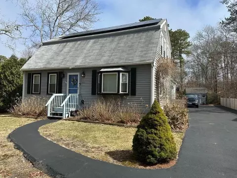 311 Hooppole Rd, Mashpee, MA 02649 photo 6