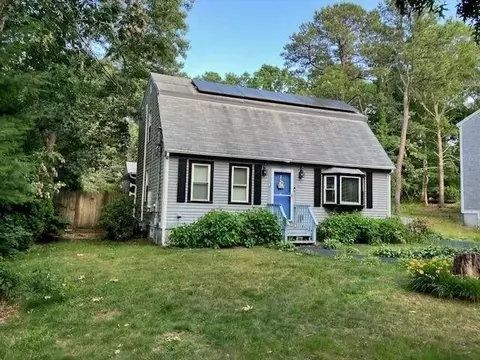 311 Hooppole Rd, Mashpee, MA 02649 photo 4