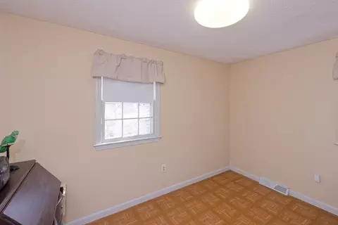 Bedroom - 415 Dailey Dr, Franklin, MA 02038 photo 7 of 7