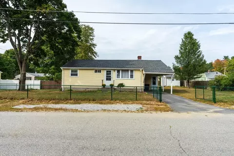 3 Silk Ln, Tyngsborough, MA 01879