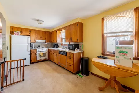 16 Delano Dr, Springfield, MA 01129 photo 26