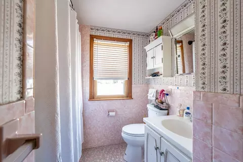 16 Delano Dr, Springfield, MA 01129 photo 16