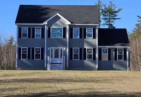 437 W Townsend Rd, Lunenburg, MA 01462
