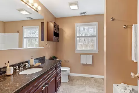 609 Haverhill St, Reading, MA 01867 photo 18