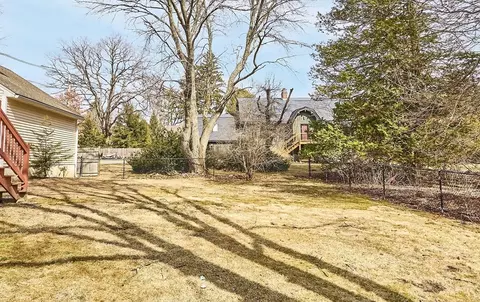 609 Haverhill St, Reading, MA 01867 photo 30