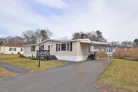 40 Friendship Dr, West Bridgewater, MA 02379