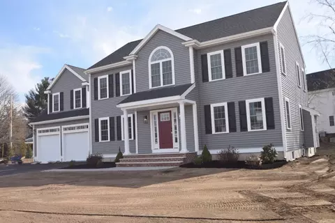 3 Cummings Way, Holbrook, MA 02343