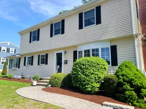 4 Briarcliff Ln, Paxton, MA 01612