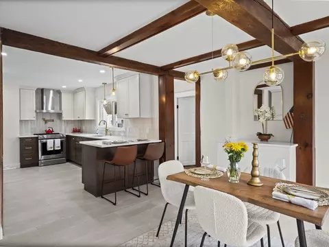 Dining - 64 North St, Georgetown, MA 01833 photo 1 of 3