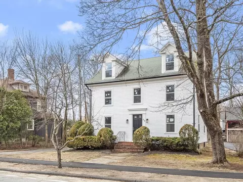 Exterior - 64 North St, Georgetown, MA 01833 photo 2 of 6