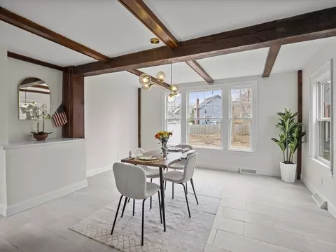 Dining - 64 North St, Georgetown, MA 01833 photo 2 of 3
