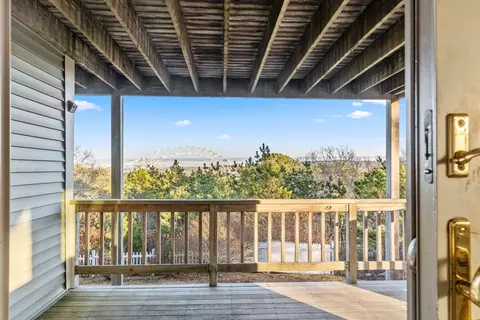 6 Brigantine Passage Dr, Bourne, MA 02532