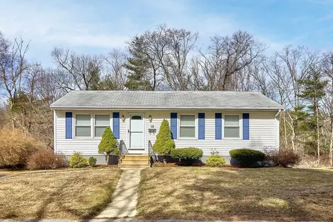 72 Roger St, Southbridge, MA 01550