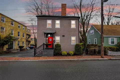 8 Mall St, Salem, MA 01970