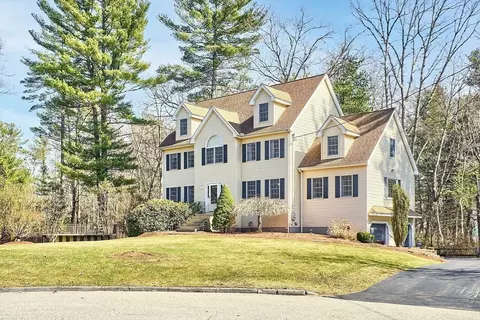 15 Winston Ave, Wilmington, MA 01887
