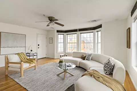 2 Centre Ave #2C, Boston, MA 02124