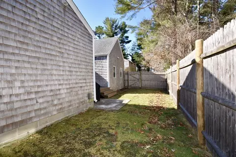 175 Cromessett, Wareham, MA 02571 photo 9
