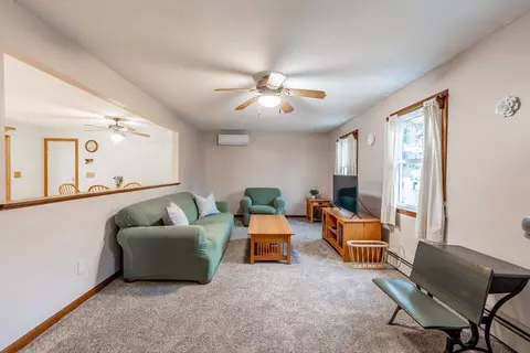 12 Kimberly Ln, Easthampton, MA 01027 photo 4