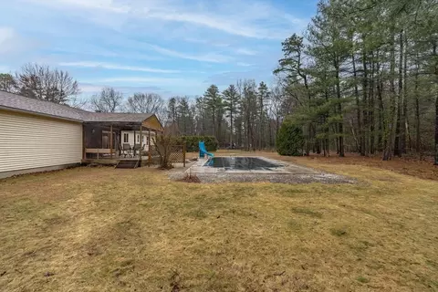 12 Kimberly Ln, Easthampton, MA 01027 photo 33