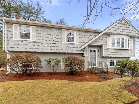 12 Lehan St, Canton, MA 02021 photo 2