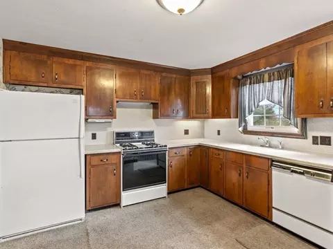 12 Lehan St, Canton, MA 02021 photo 9