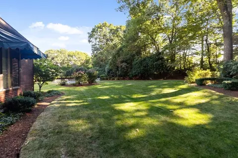 11 Fulling Mill Ln, Hingham, MA 02043 photo 24
