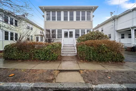 50-52 Flynt St, Quincy, MA 02171